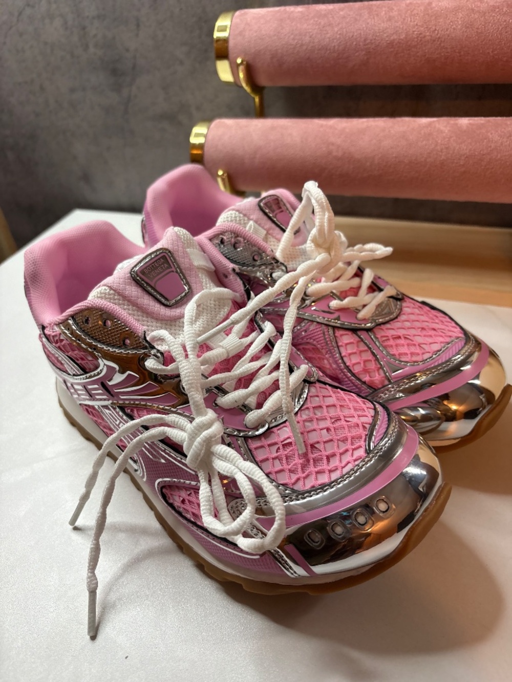 Brand new pink & silver orbit veneta Bottega’s size 7.5 womans - Picture 4 of 5